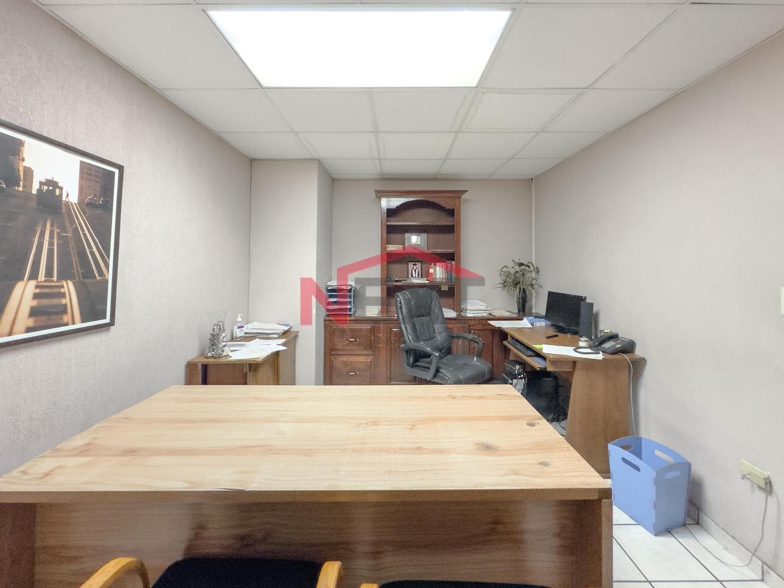 OFFICE FOR RENT IN THE CENTENARIO NEIGHBORHOOD