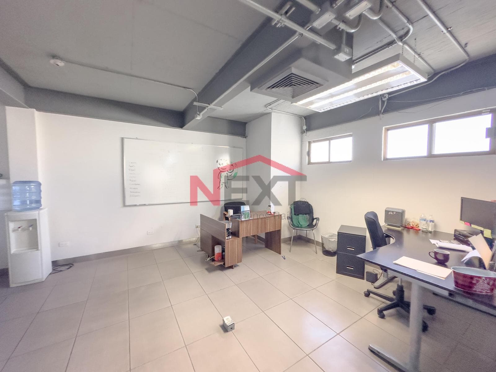 OFFICE FOR RENT IN THE CENTENARIO NEIGHBORHOOD