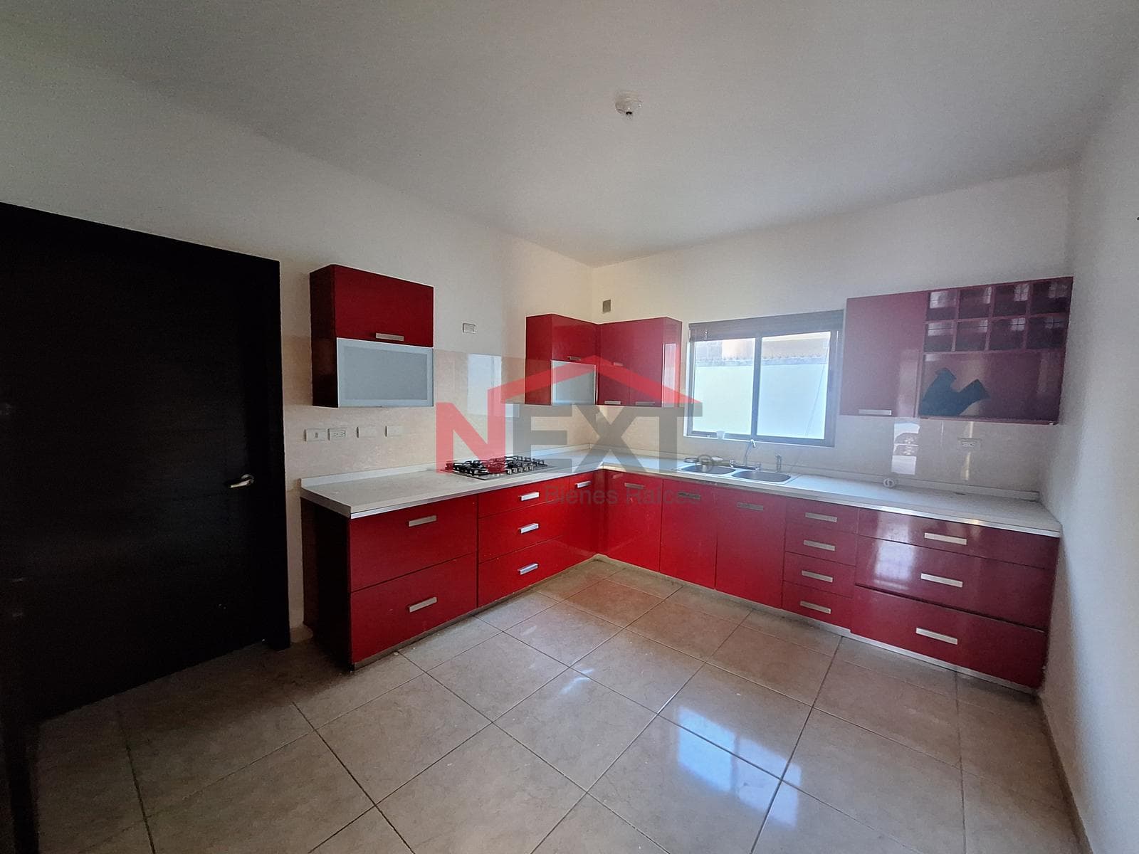 HOUSE FOR SALE IN THE PRIVATE AL NORTE SUBDIVISION