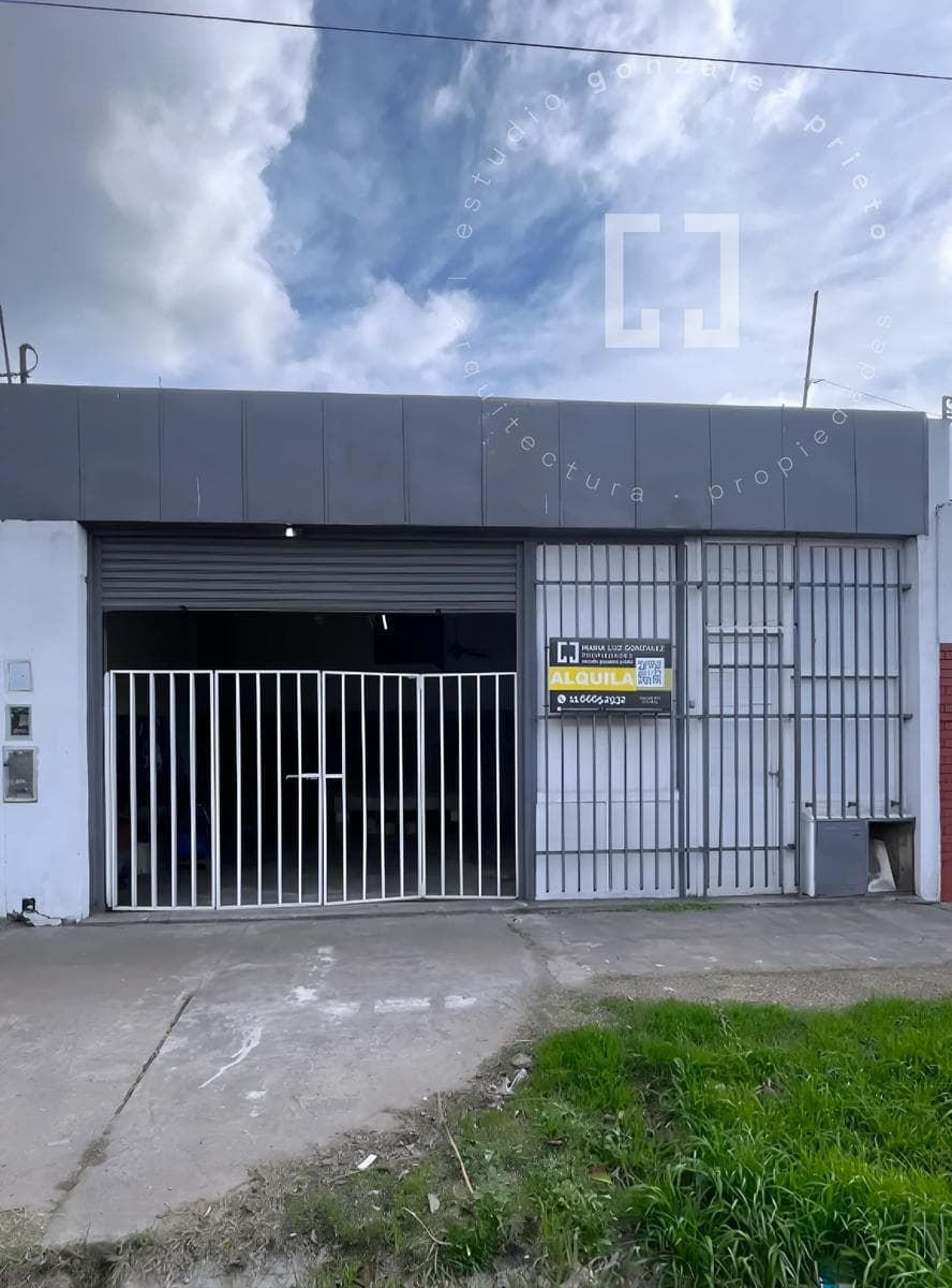 FACTORY FOR RENT, EQUIPPED FOR CARPENTRY