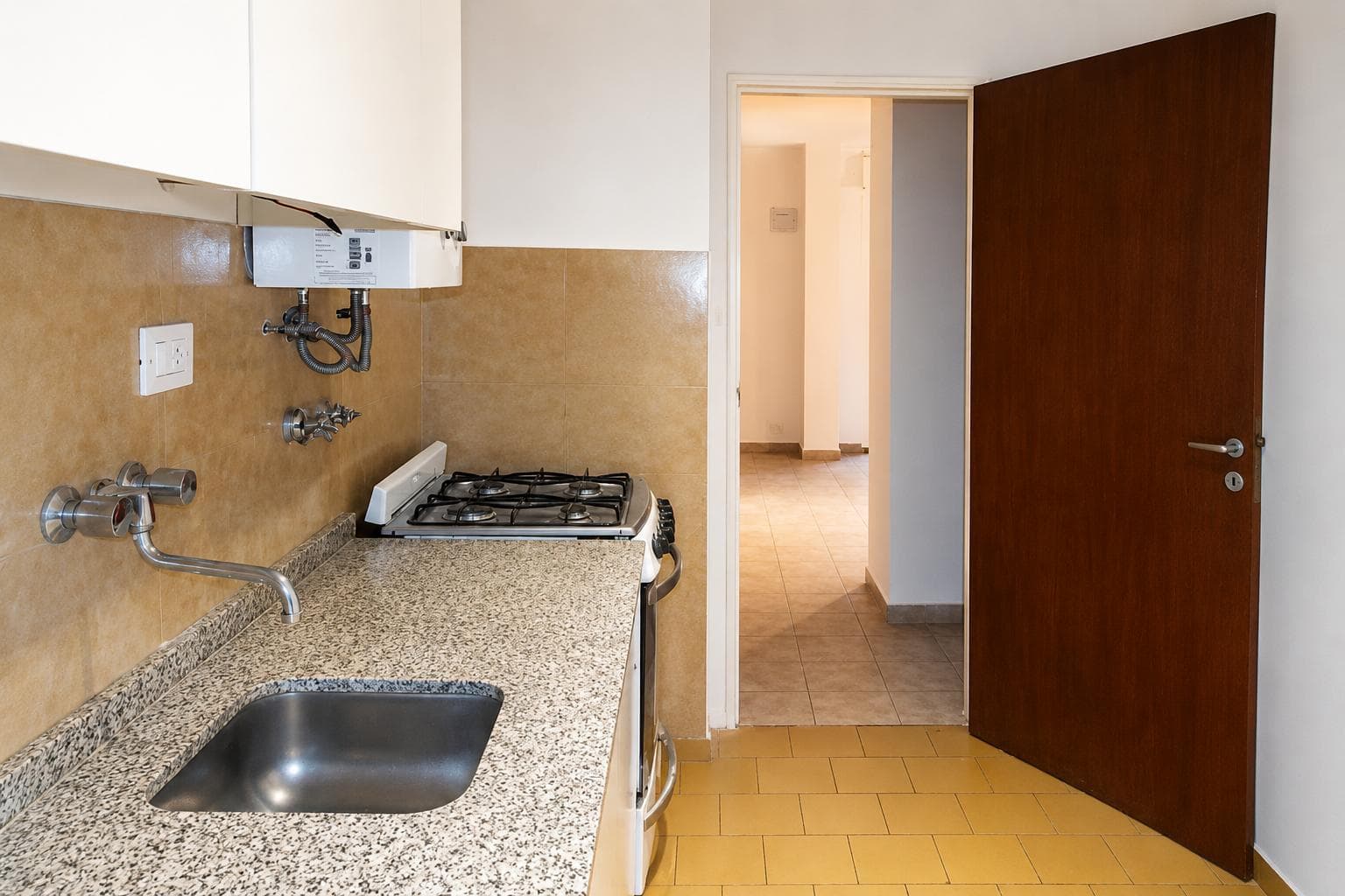 Apartment in Downtown