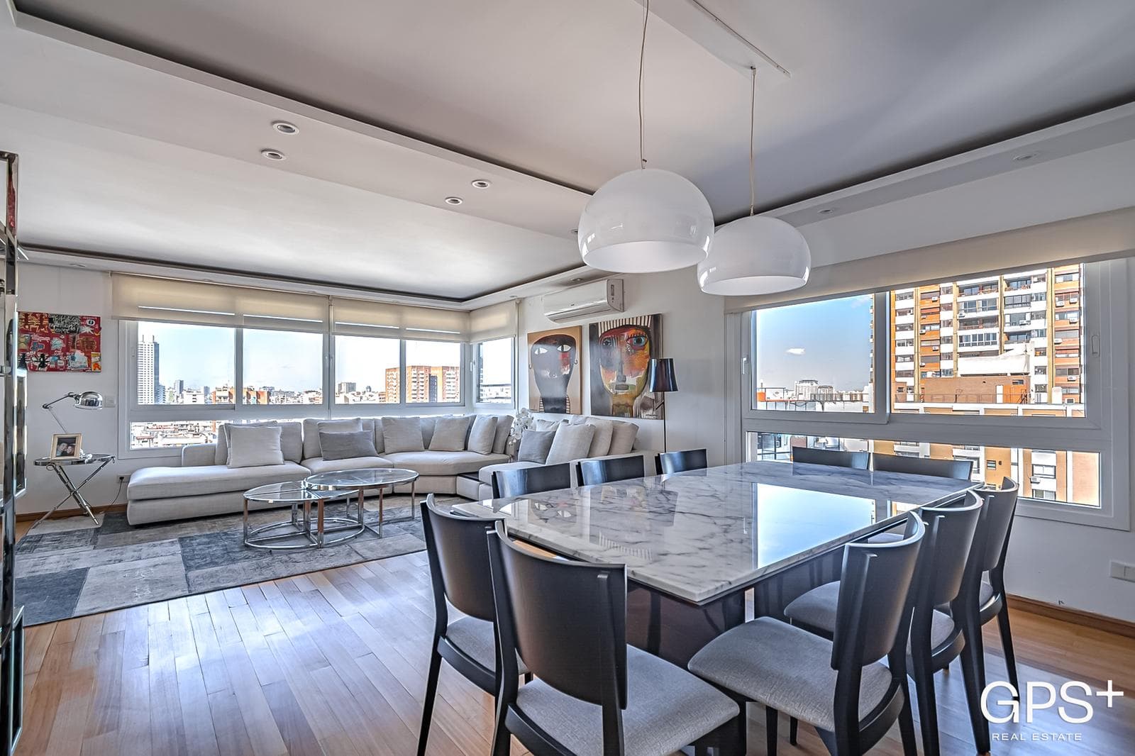 EXCLUSIVE UPPER-FLOOR APARTMENT IN PALERMO - 4 BEDROOMS, GARAGE, AND AMENITIES