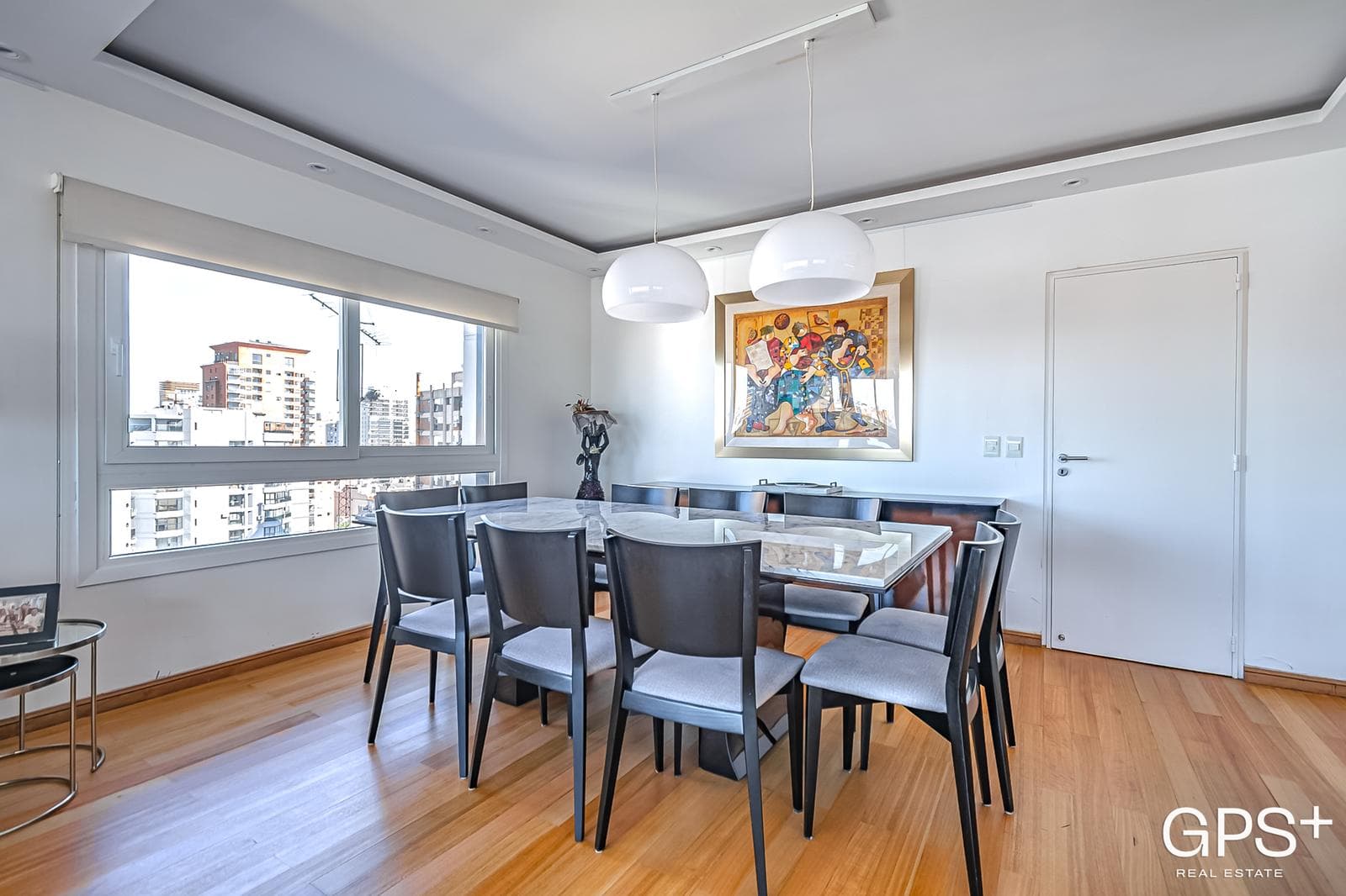 EXCLUSIVE UPPER-FLOOR APARTMENT IN PALERMO - 4 BEDROOMS, GARAGE, AND AMENITIES
