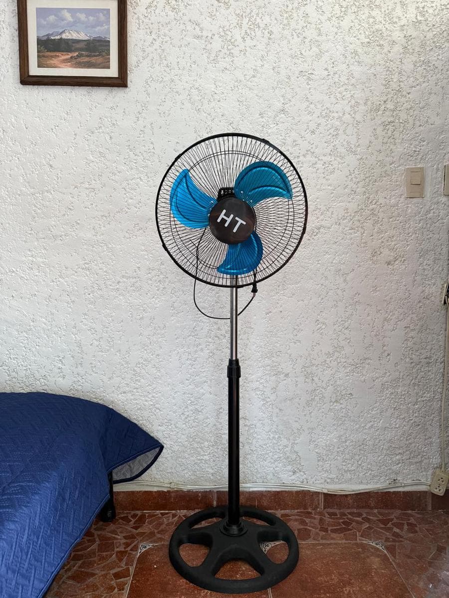 FURNISHED APARTMENT FOR RENT, ONE BLOCK FROM GARCIA DE LEON BOULEVARD
