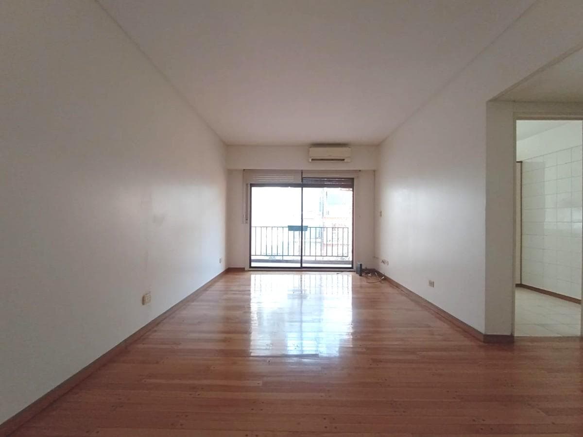 3-ROOM APARTMENT FOR SALE WITH DEDICATED PARKING SPACE - BRIGHT - EXCELLENT LOCATION IN BELGRANO