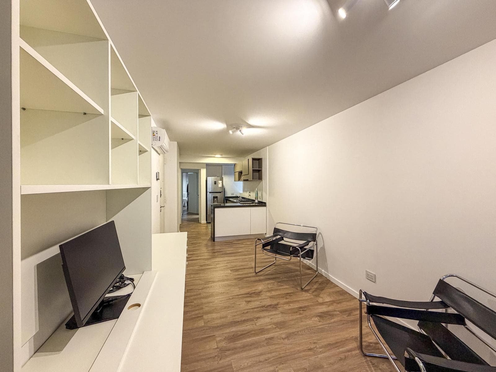 Brand-new 1-bedroom apartment with a garage in Martin
