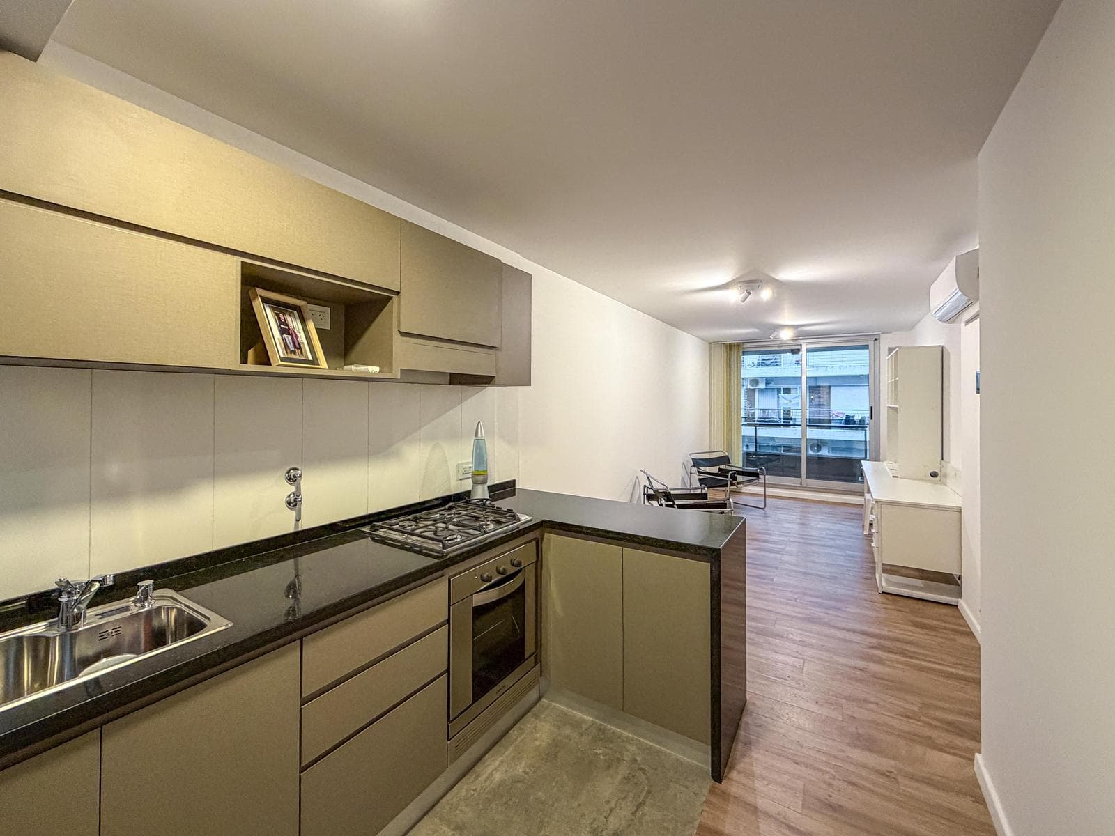 Brand-new 1-bedroom apartment with a garage in Martin