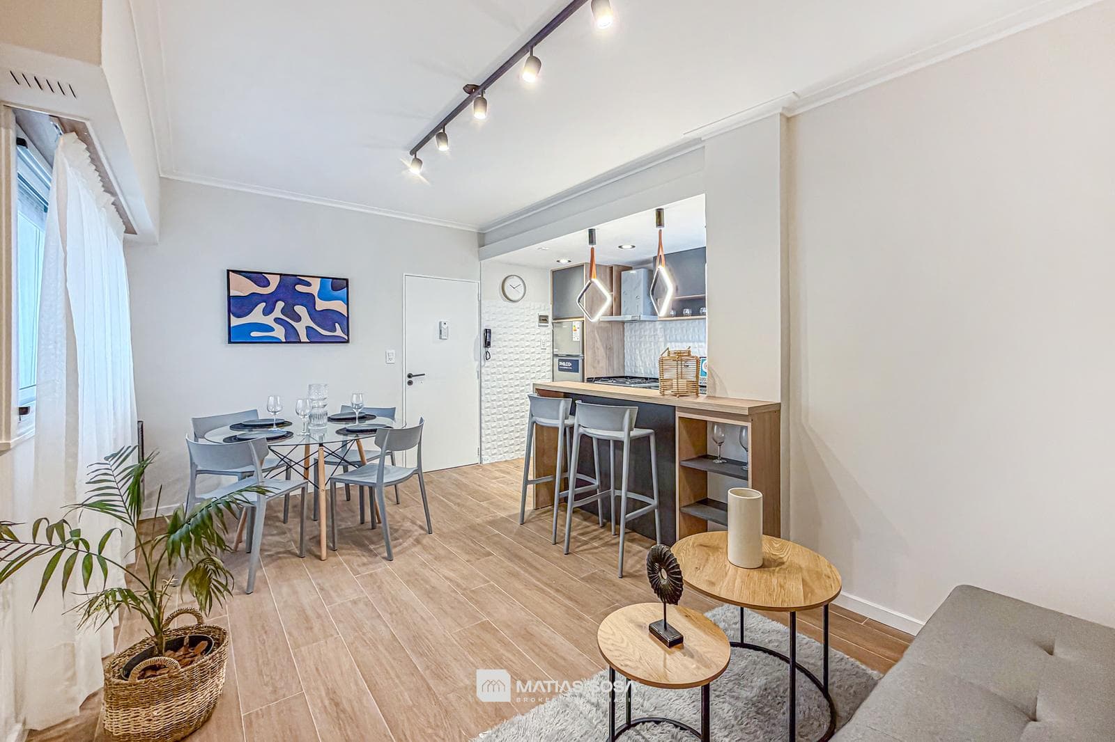 For Sale - 2-room apartment - Renovated - Furnished