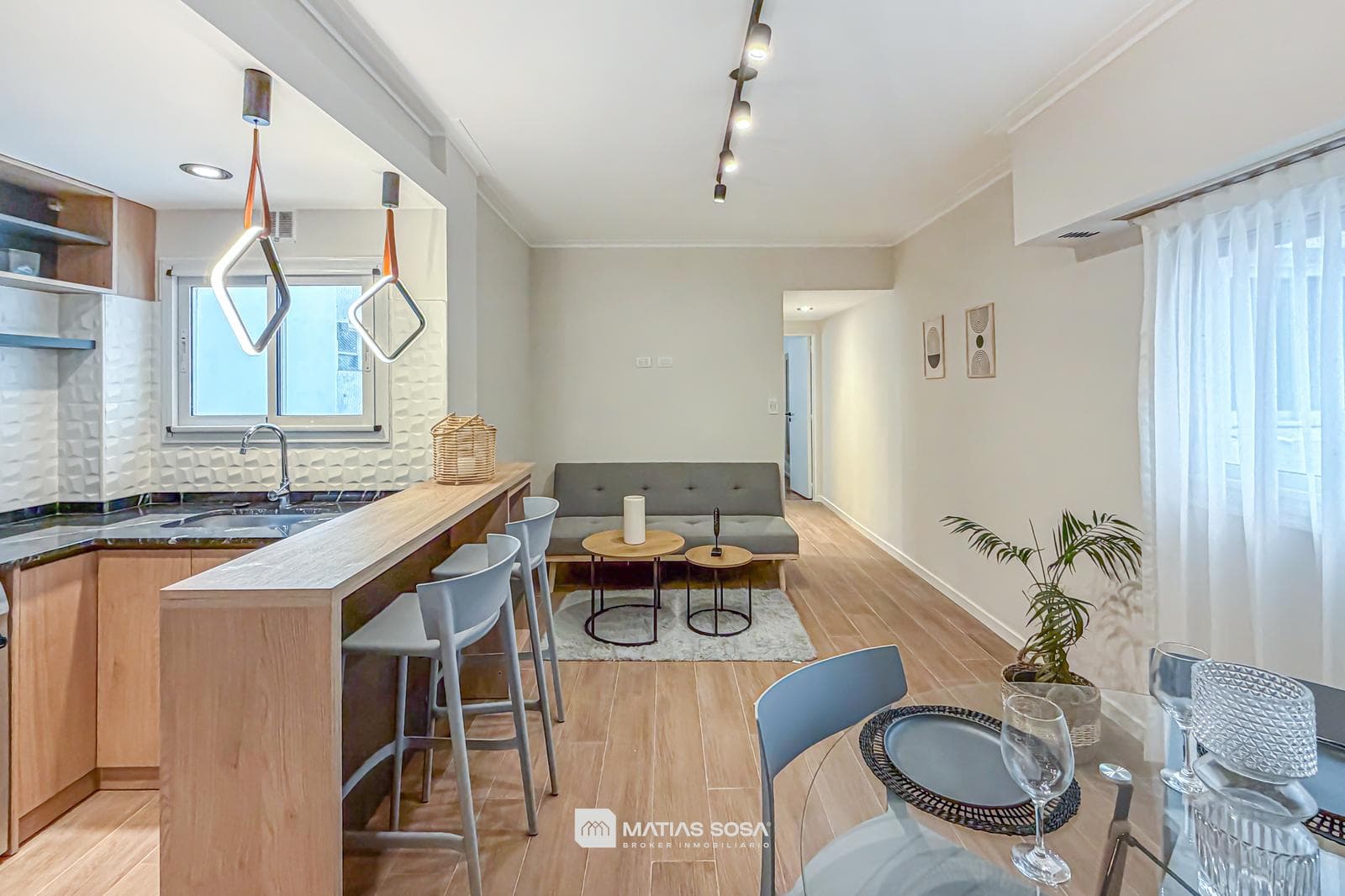 For Sale - 2-room apartment - Renovated - Furnished