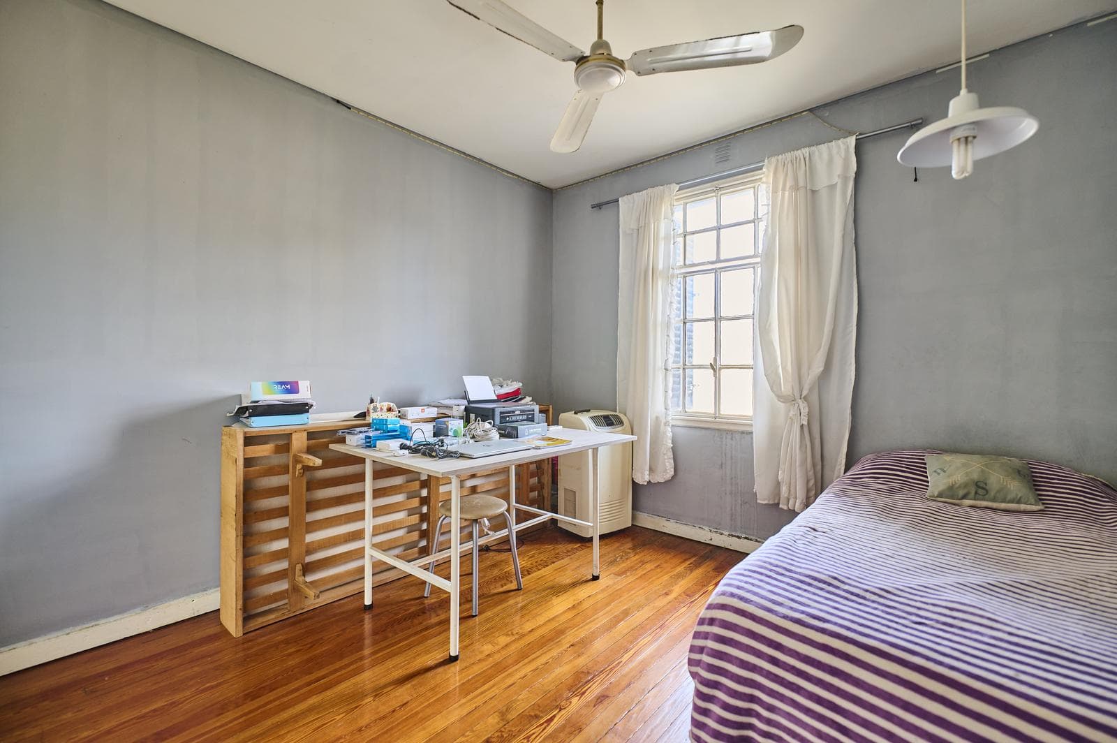 4-Room House for Sale with Patio and Barbecue Area in Parque Avellaneda