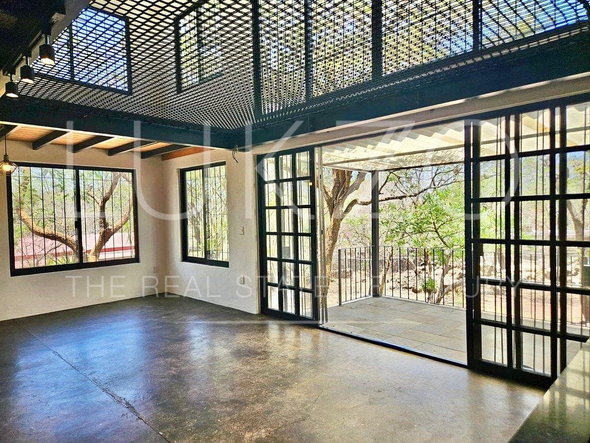 House for Sale in Tepoztlán