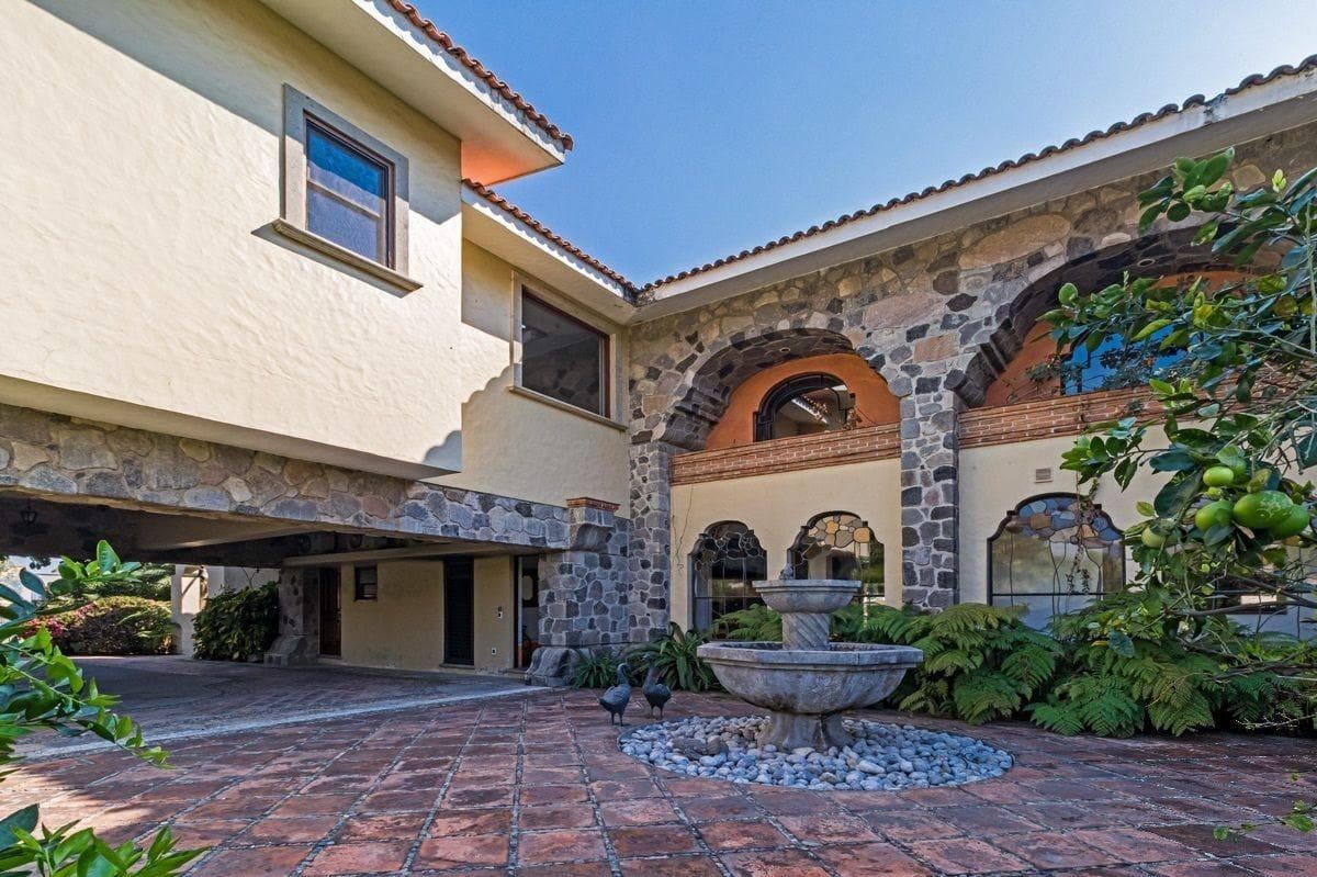 House for Sale in Cuernavaca