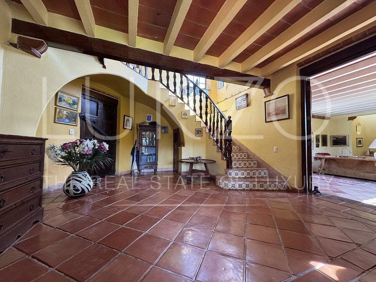 House for Sale in the Santo Domingo Neighborhood, Tepoztlán