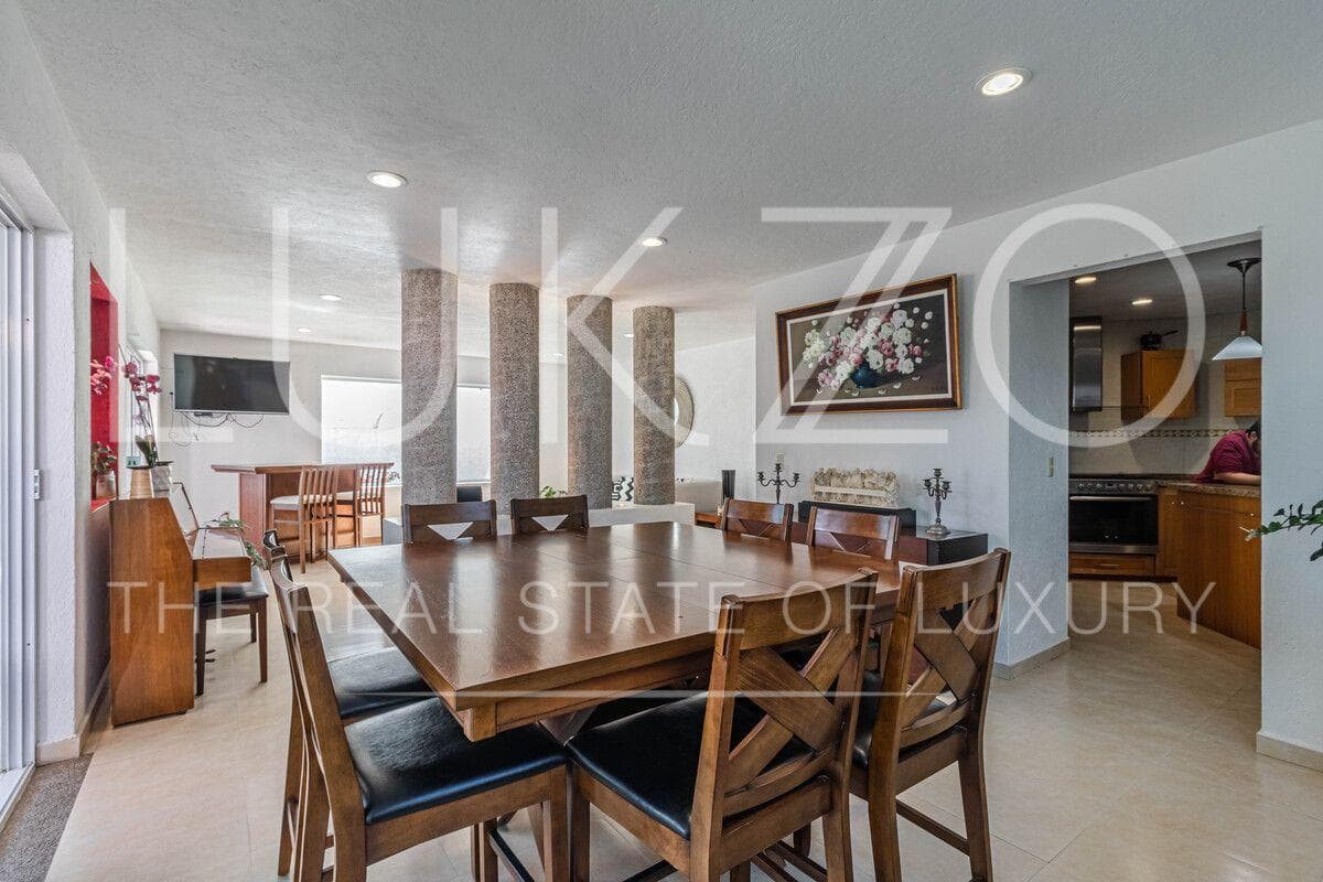 House for Sale in Ahuatlán Tzompantle, Cuernavaca