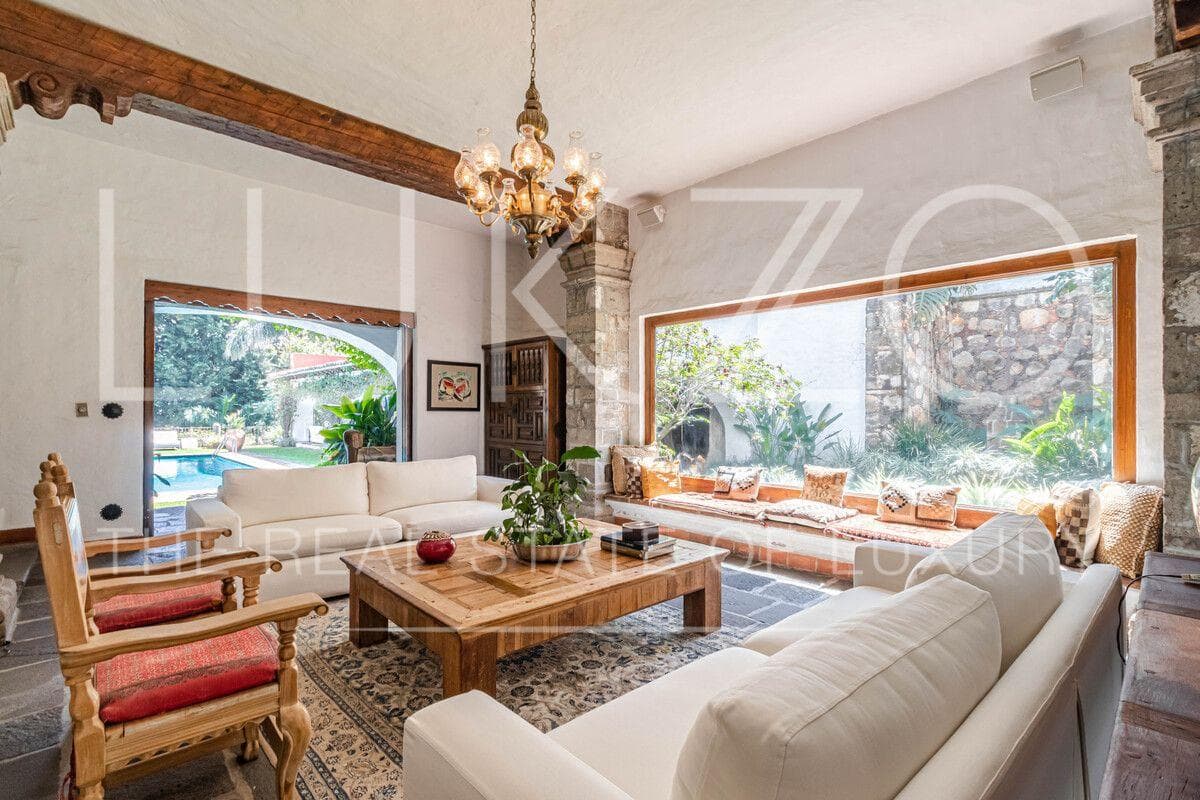 House for Sale in Cuernavaca, Downtown