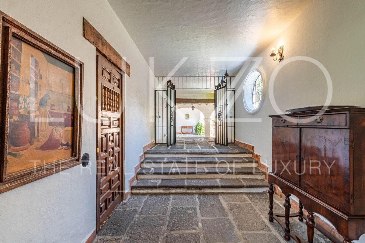 House for Sale in Cuernavaca, Downtown