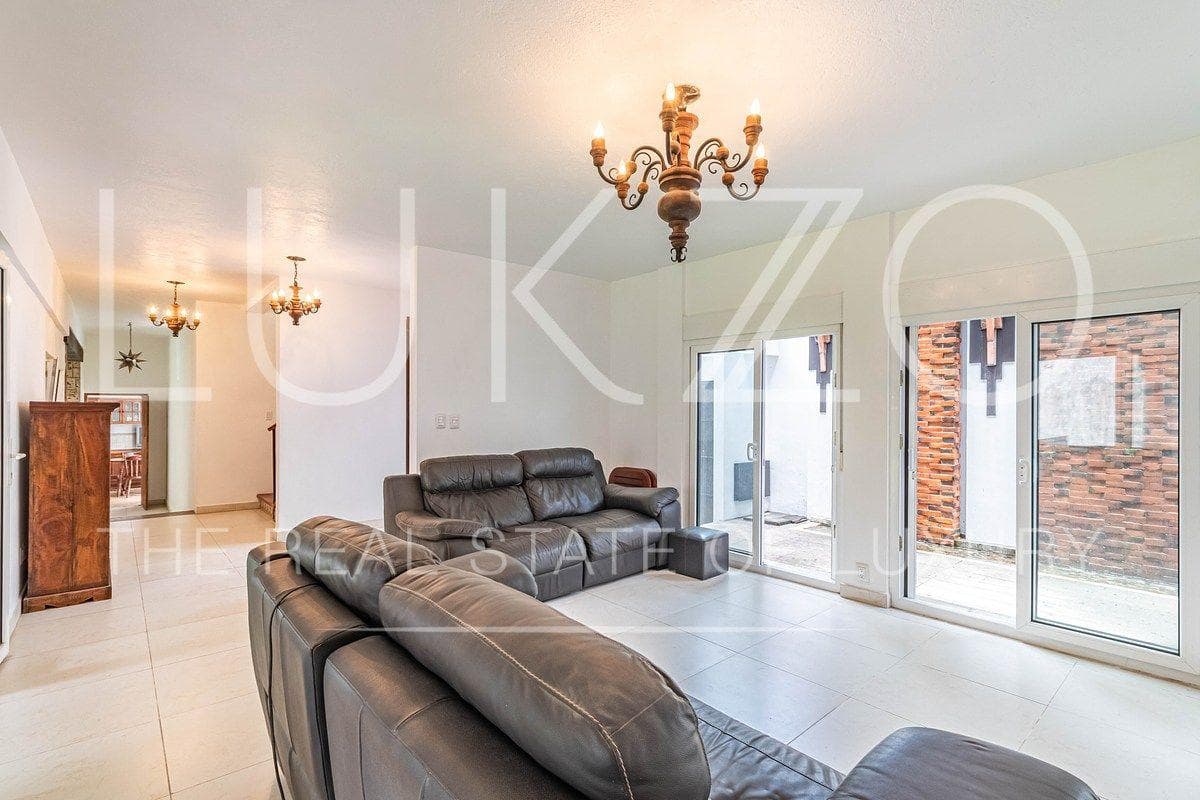 House for Sale in Rancho Cortés, Cuernavaca
