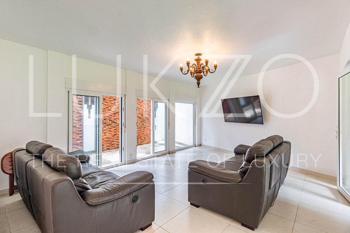House for Sale in Rancho Cortés, Cuernavaca