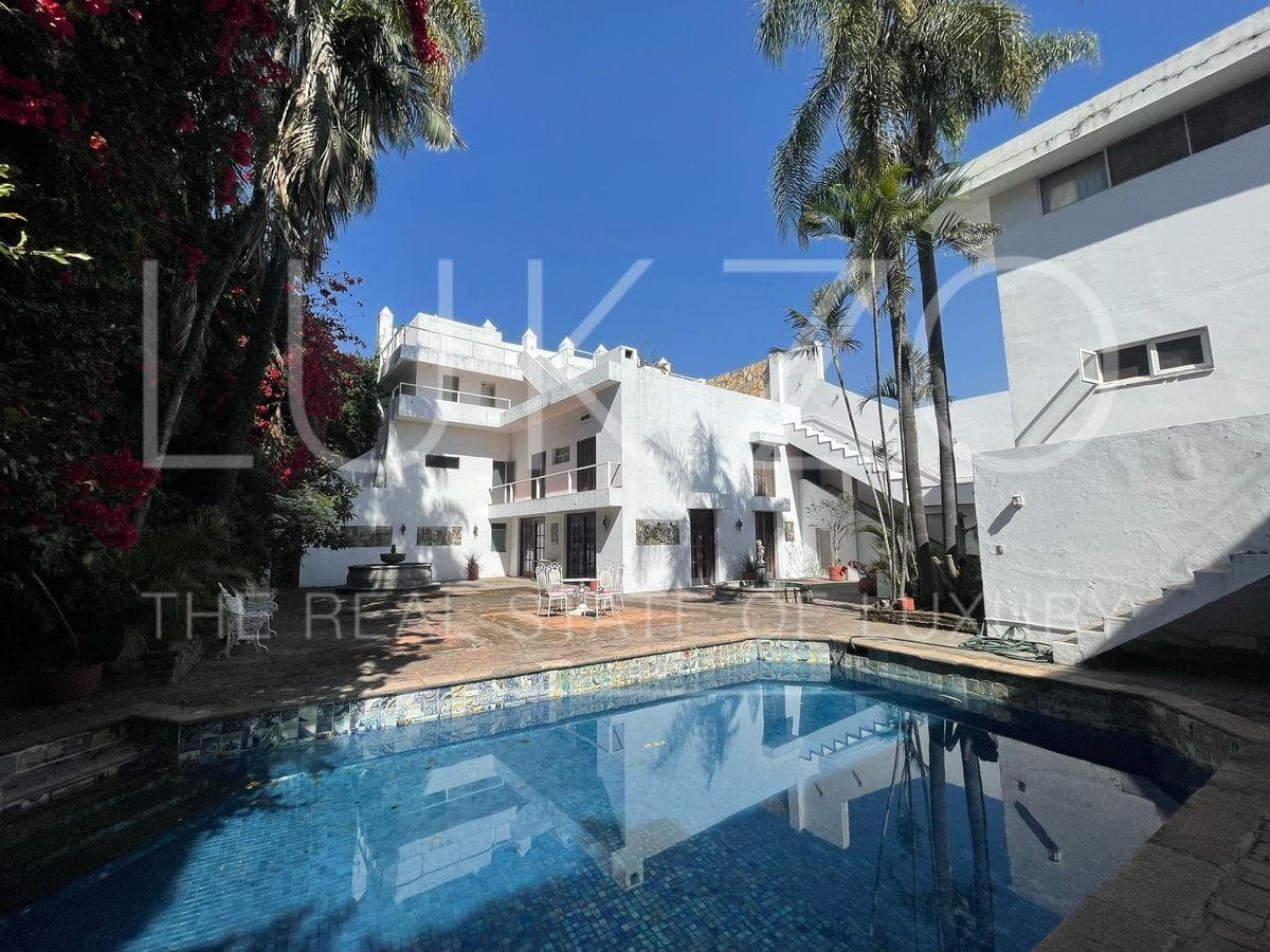 House for Sale in Cuernavaca, Downtown