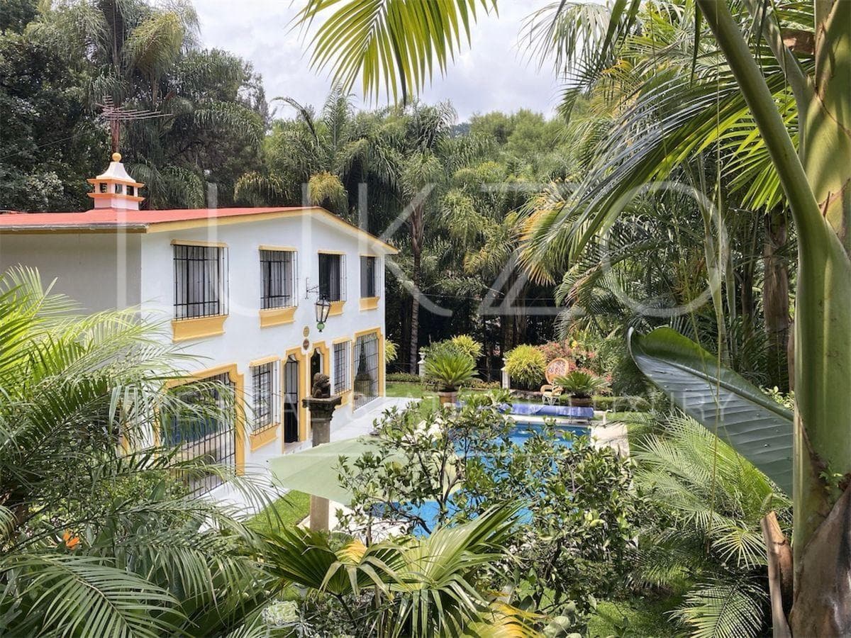 House for Sale in Rancho Cortés, Cuernavaca