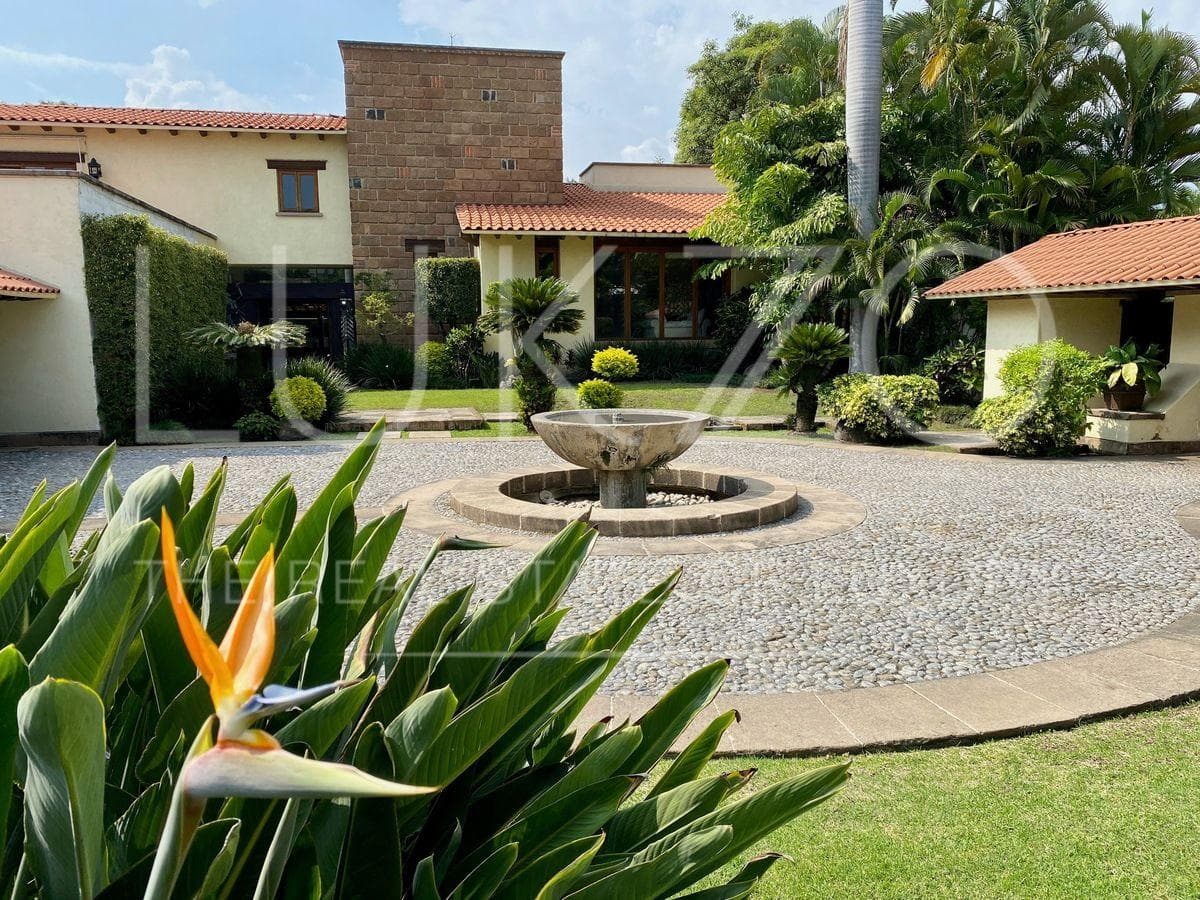 House for Sale in Los Apantles, Jiutepec