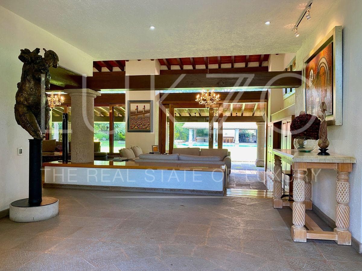 House for Sale in Los Apantles, Jiutepec
