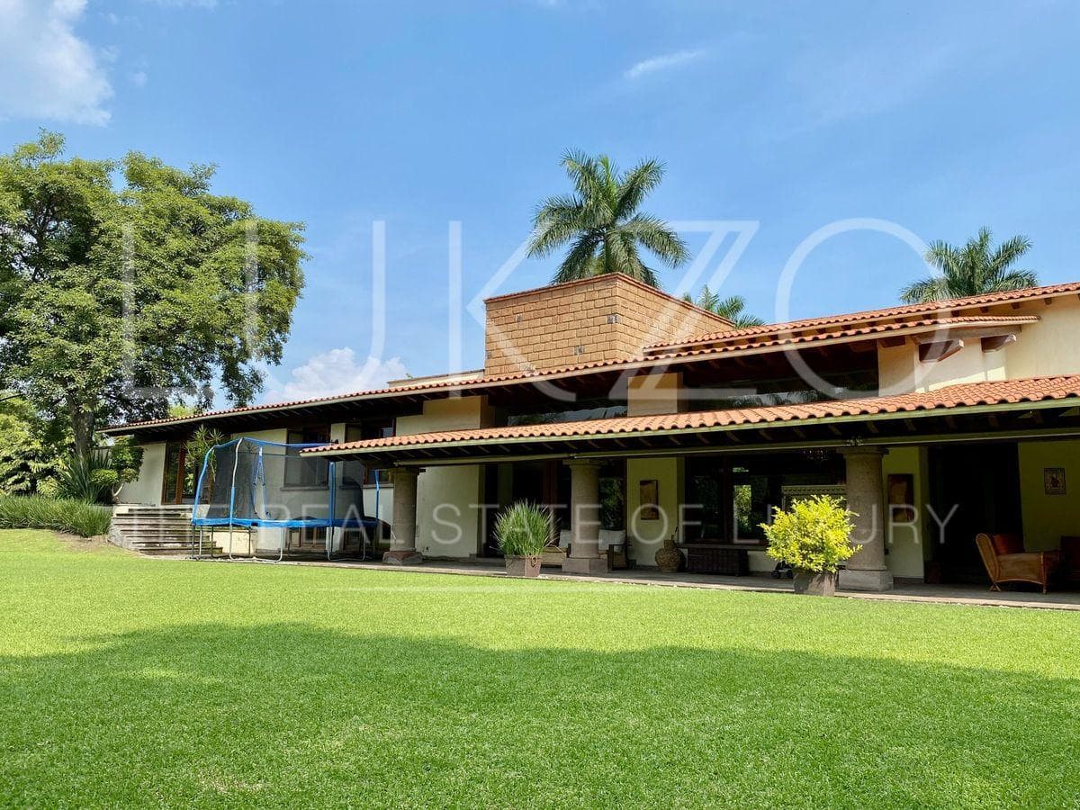 House for Sale in Los Apantles, Jiutepec
