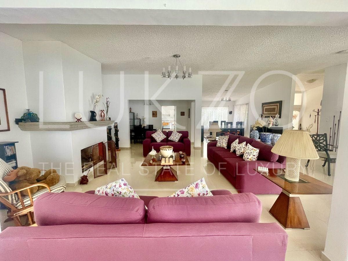 House for Sale in Cuernavaca