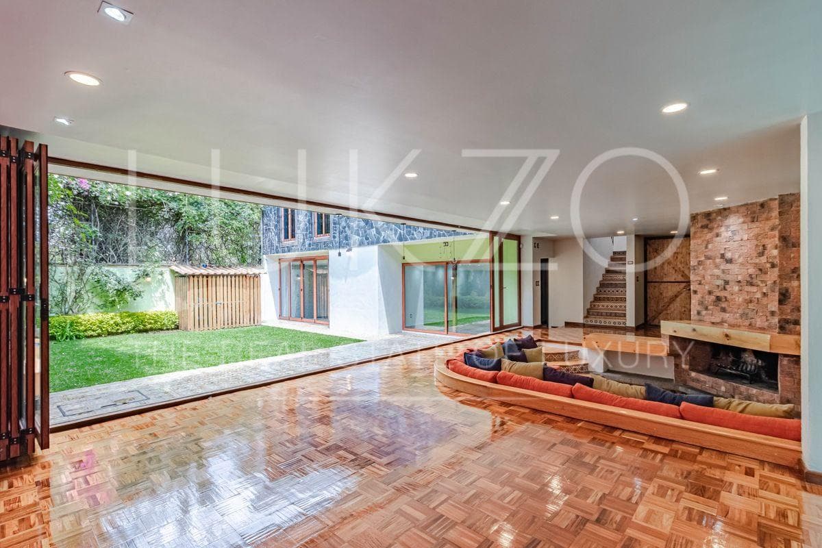 House for Sale on a Private Street in Lomas Altas