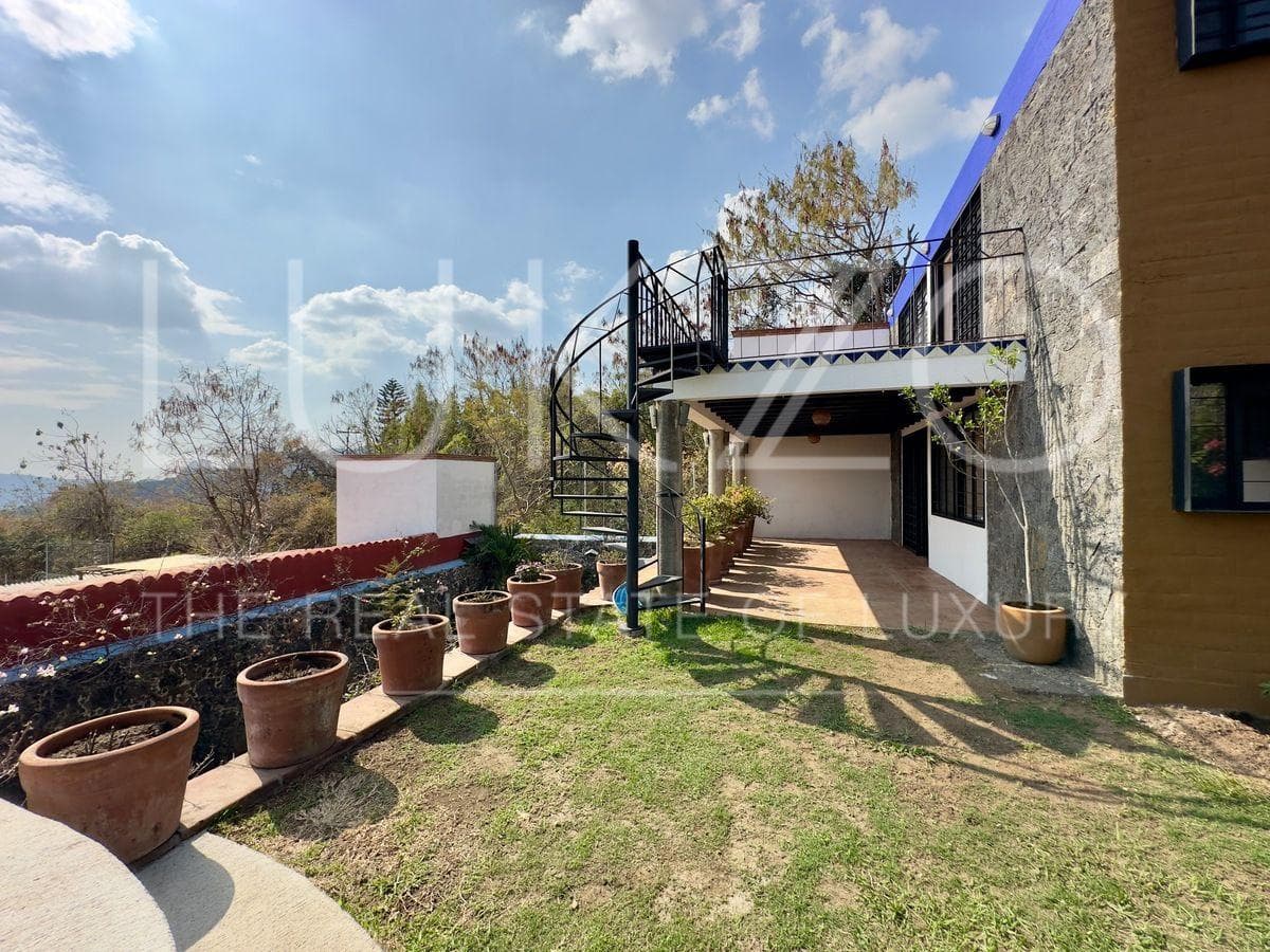House for Sale in Tepoztlán