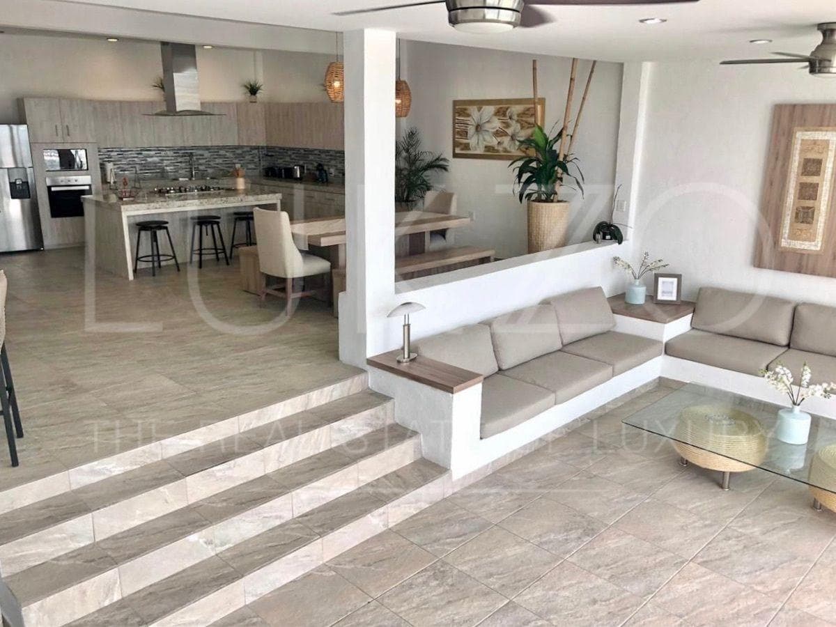 Modern House for Sale in Yautepec