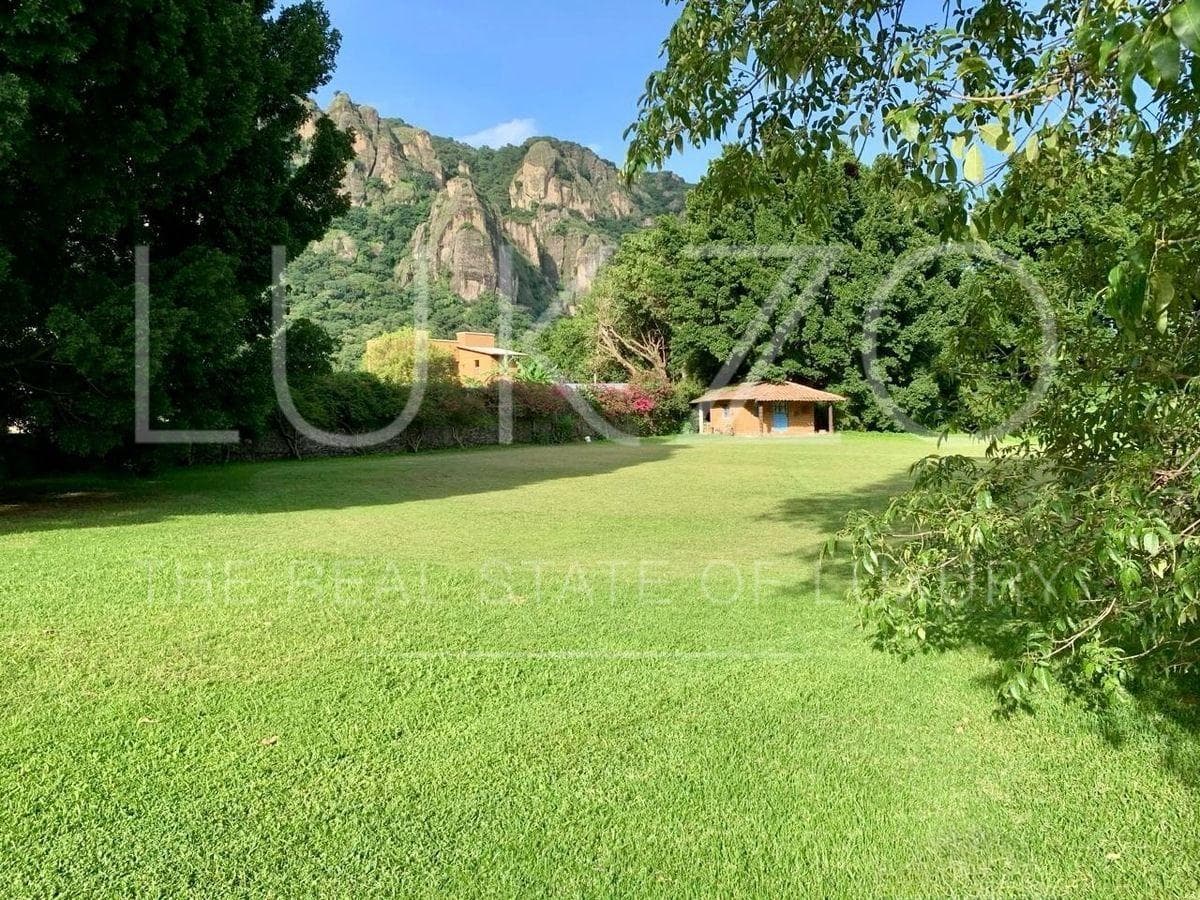House for Sale in Tepoztlán