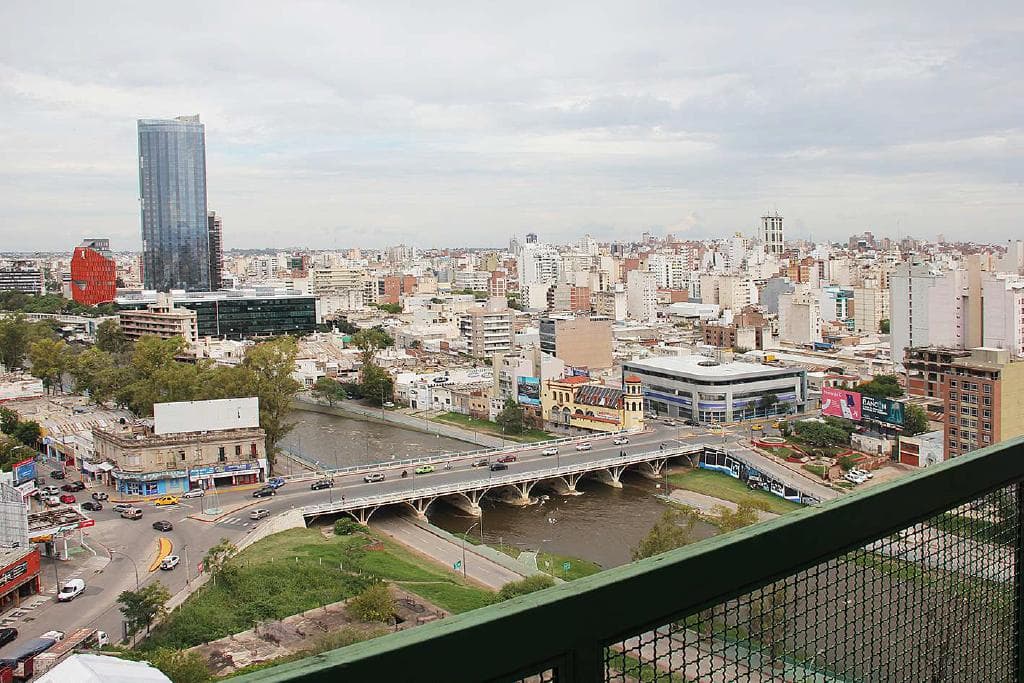 Apartment with garage and 24-hour security / 3 bedrooms / green spaces / balcony