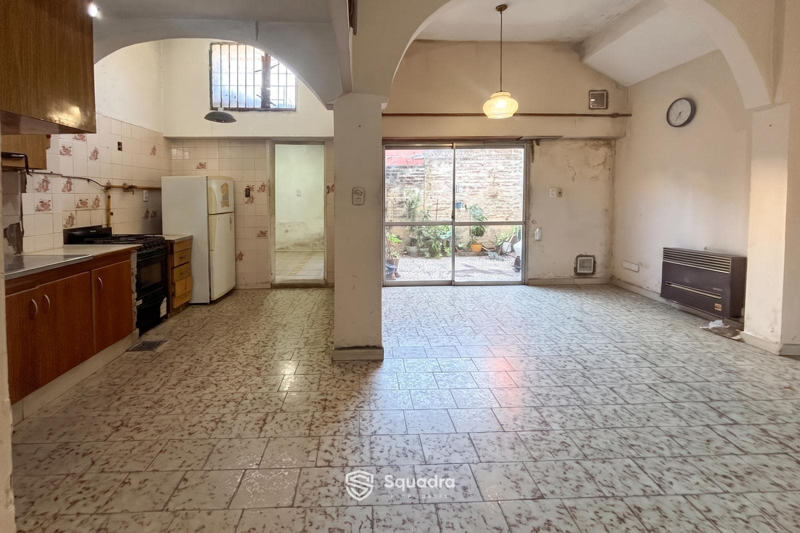 FOR SALE - 1-Bedroom House with Commercial Space - Belgrano Neighborhood, Rosario.