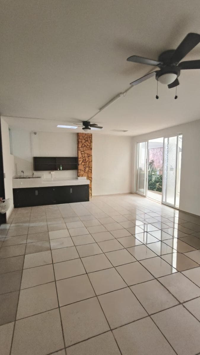 House for RENT—Ideal for Offices, Las Palmas, Puebla