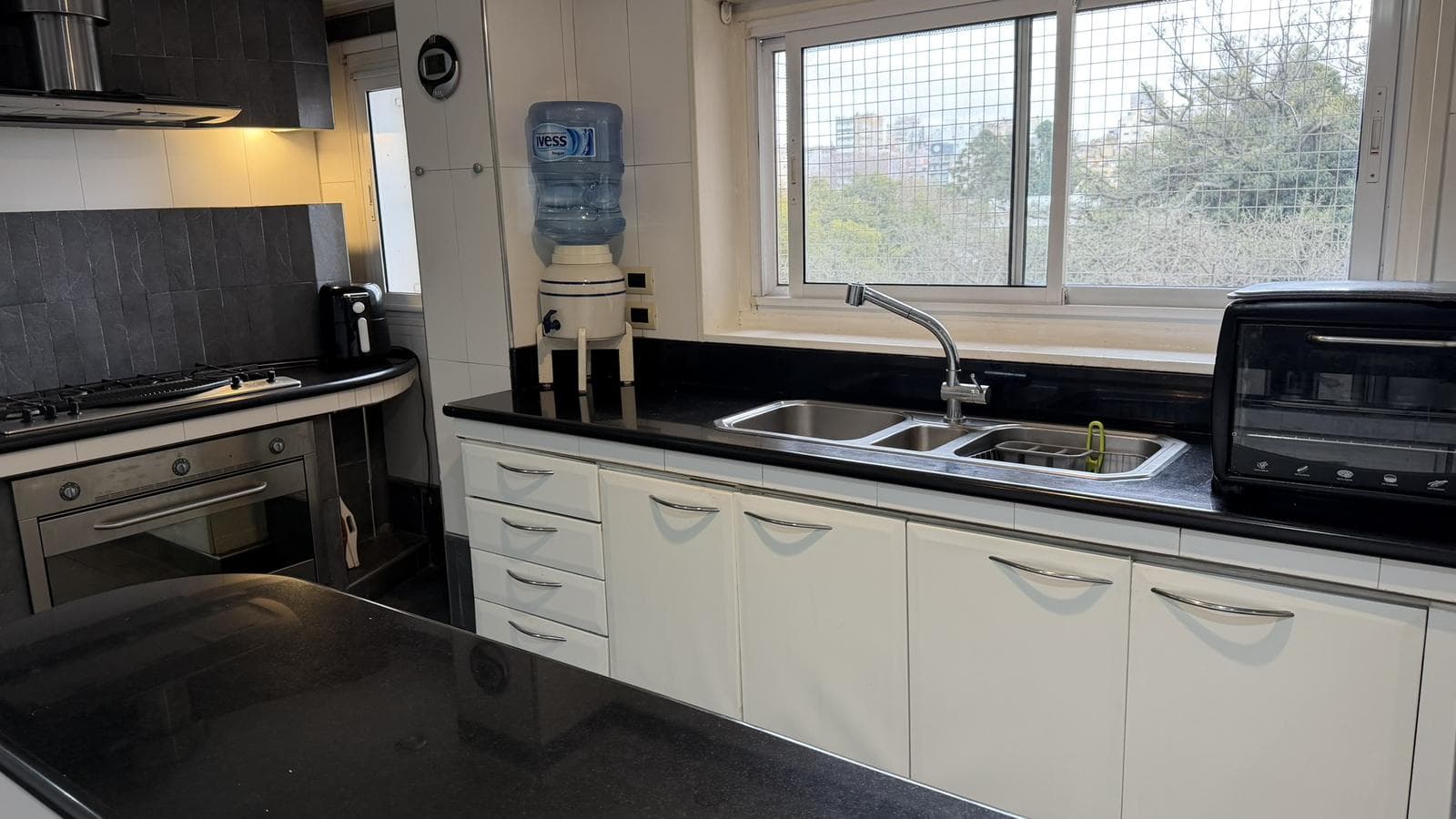 6-Room Apartment for Sale in Recoleta
