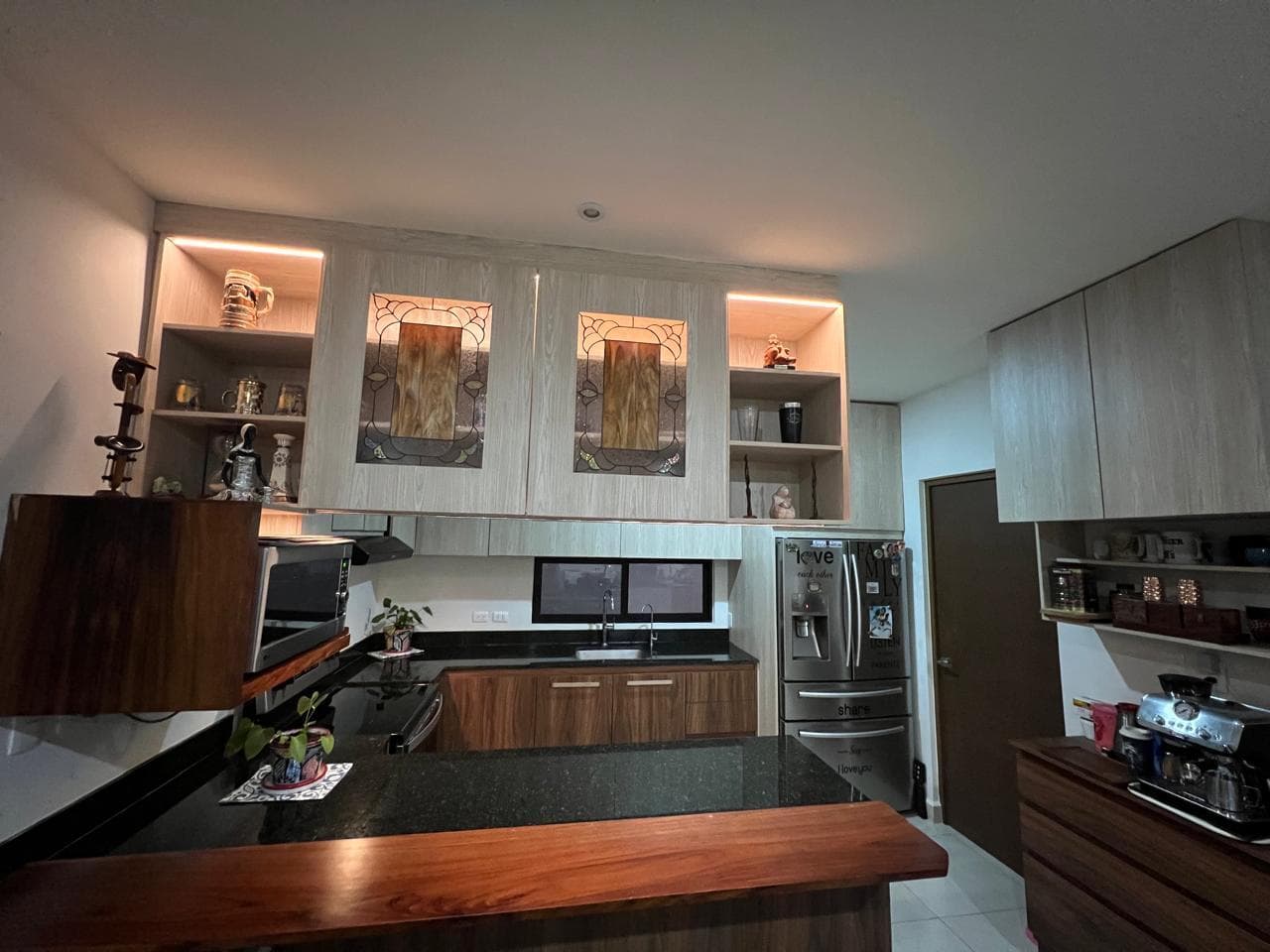FULLY FURNISHED HOUSE FOR SALE, 3 BEDROOMS, IN A GATED COMMUNITY WITH AMENITIES AND SECURITY, CONKAL, MÉRIDA