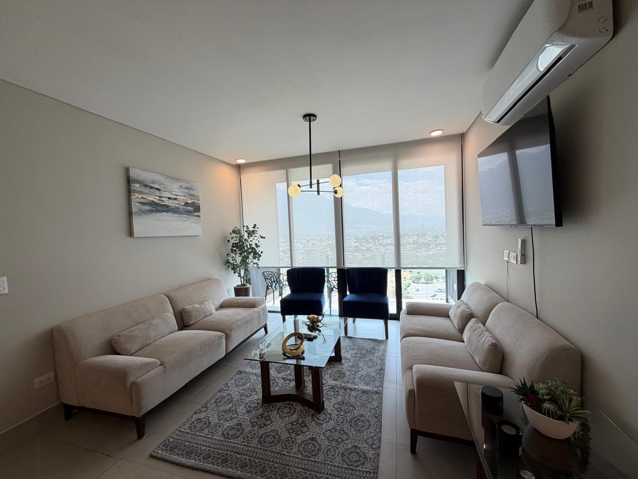 Apartment in Del Paseo Residencial