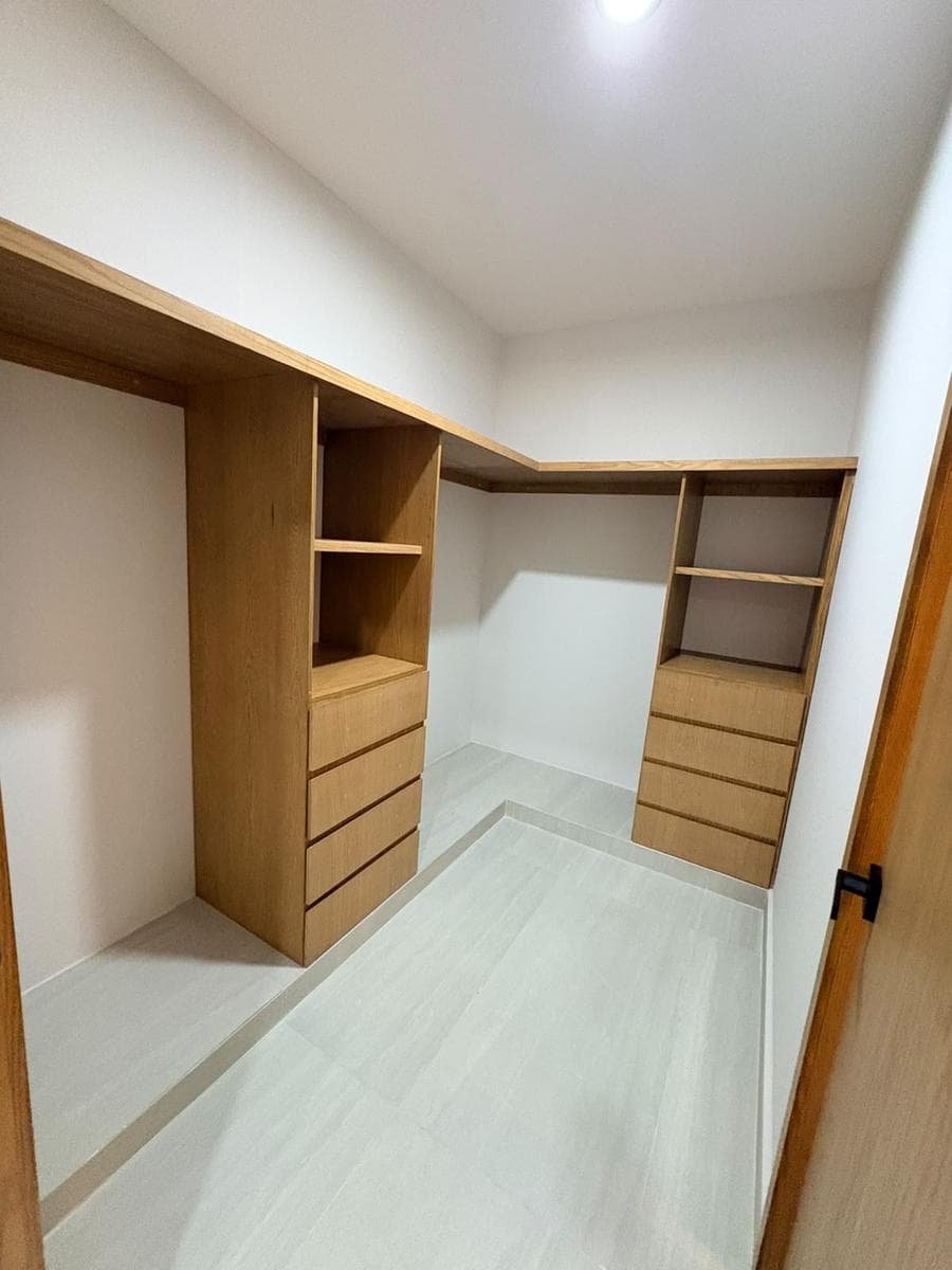 Apartment in the Costa de Oro Subdivision