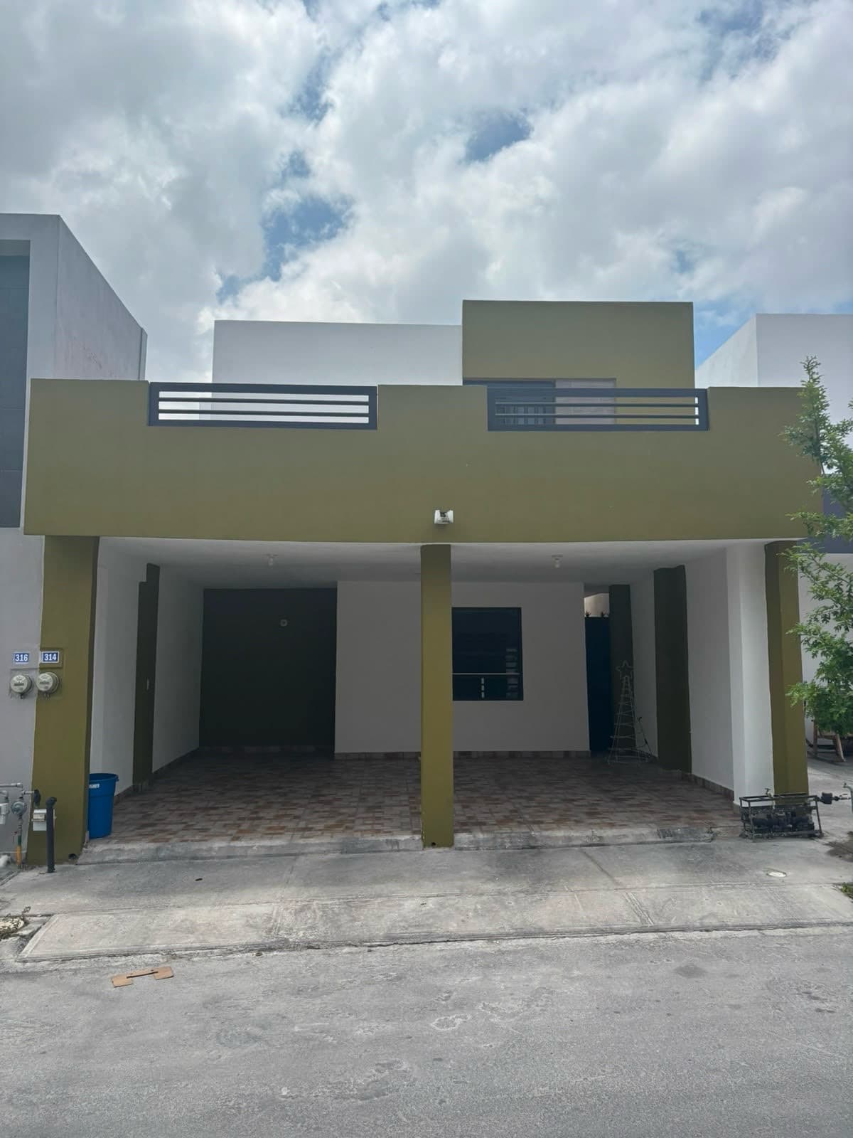 House for Rent in Encinos Residencial