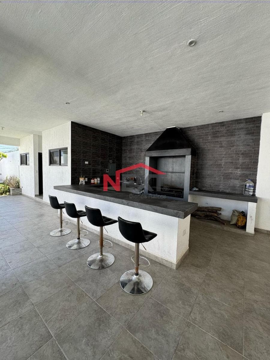 HOUSE FOR RENT IN TORRECILLAS AND RAMONES WITH A GARDEN AND A POOL