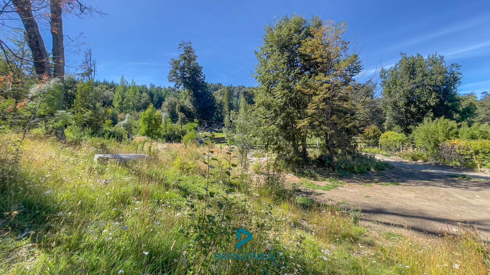 FOR SALE: 1,207 m² Lot, Puerto Manzano, Villa La Angostura
