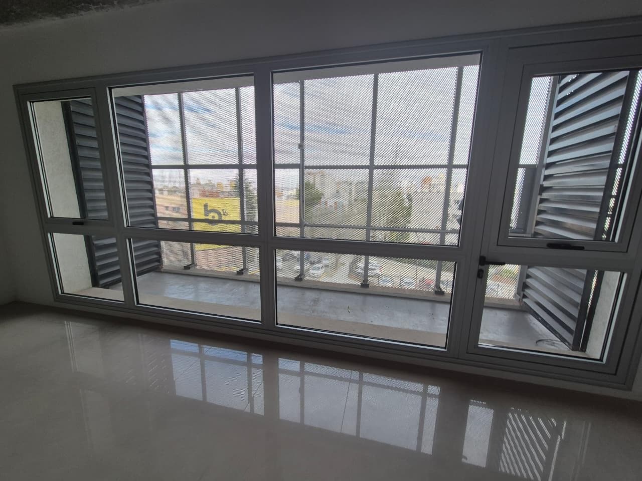 60 m² Office for Rent, 135 Av. Dr. Ramon, Garden Central Towers Complex, Neuquén