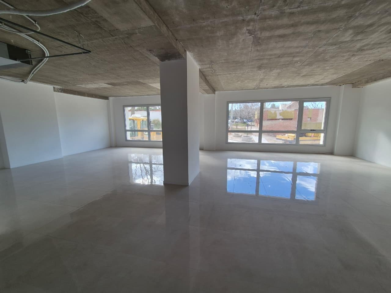 130 m² Office for Rent, 135 Av. Dr. Ramon, Garden Central Towers Complex, Neuquén