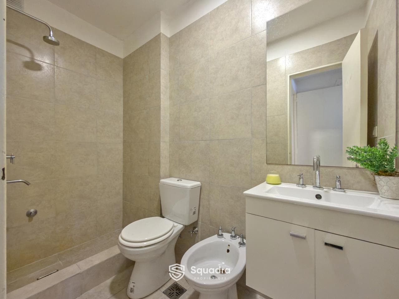 FOR SALE - 1-bedroom apartment with private patio - Downtown, Rosario.