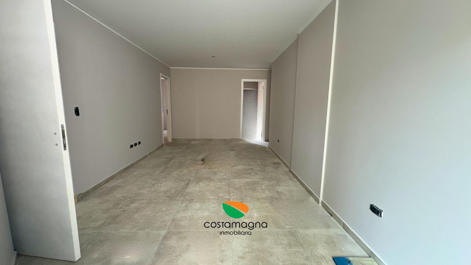 Ground-floor apartment on General Paz Street
