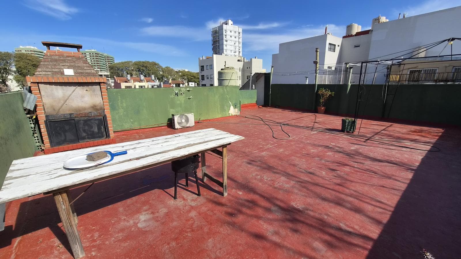 One-bedroom apartment with a huge terrace and its own private outdoor space. A dream come true!