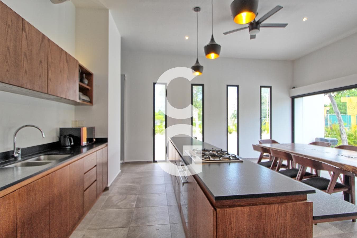 4-Bedroom House for Rent in Cancún in the Lagos del Sol Residential Complex