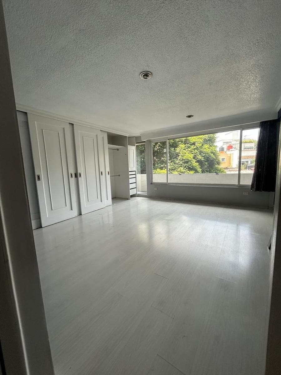 Apartment for sale on Capulín Street, 3 bedrooms, balcony, 2nd floor
