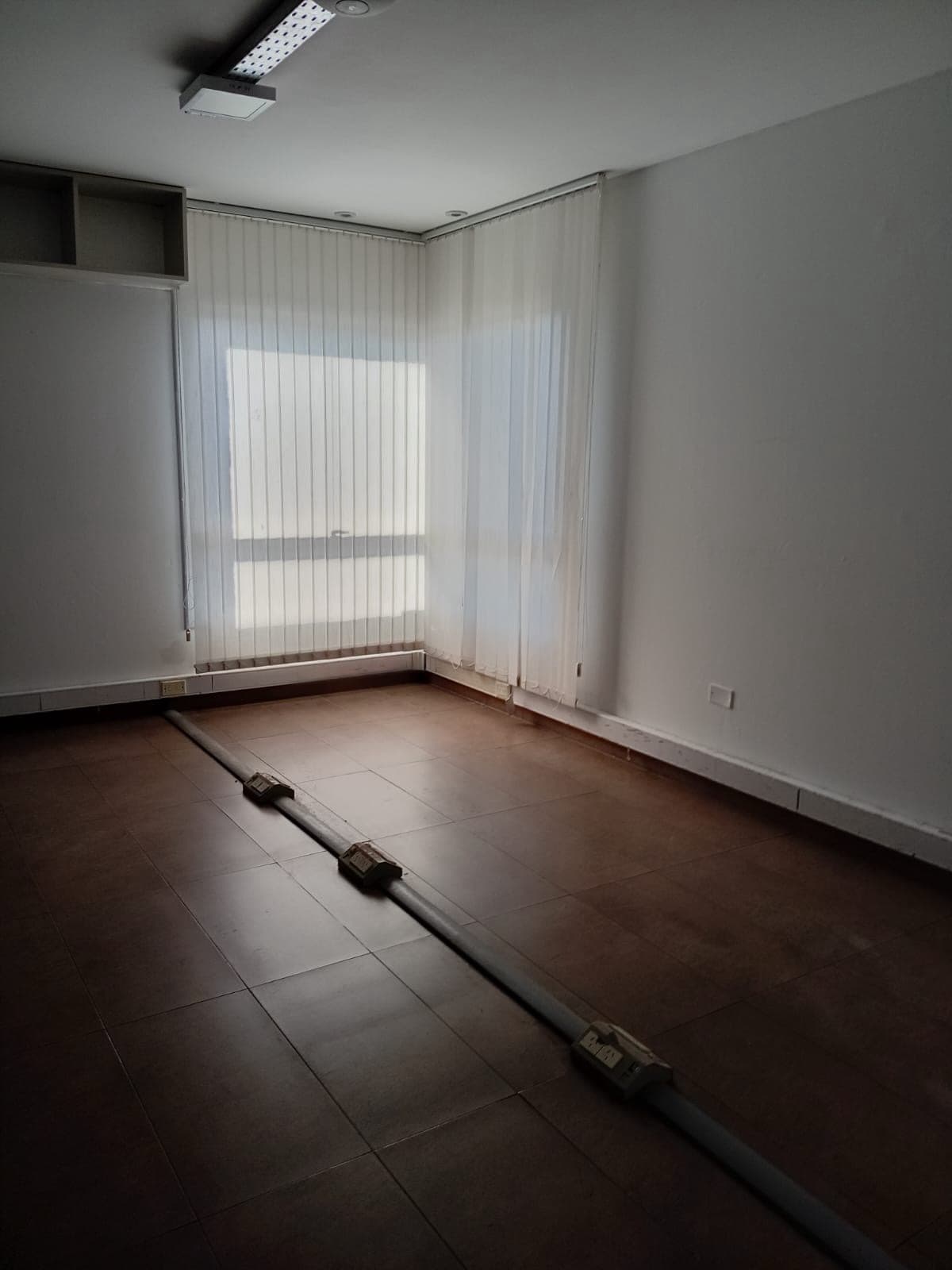 IMPORTANT: Office for RENT